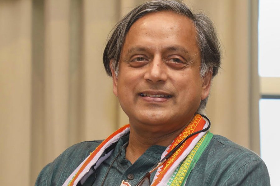 Shashi-tharoor